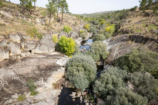 C&ocirc;a river - view from the Sequeiros bridge, Seixo do C&ocirc;a e Vale Longo, municipality of Sabugal, district of Guarda, Portugal
