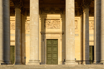 The Pantheon , in Europe, in France, in Ile de France, in Paris, in summer, on a sunny day.