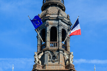 The town hall , in Europe, in France, in Ile de France, in Paris, Along the Seine, in summer, on a...