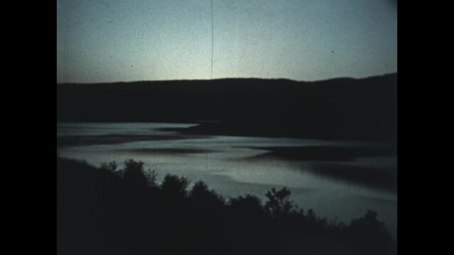 Catskills Hudson River Valley 1947 - Home movie footage of the Hudson River valley with shimmering waters in the Catskills