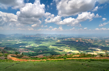 Paragliding on Chu Tan Kra mountain peak in Sa Thay district, Kon Tum province, Vietnam   © Quang