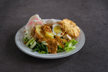 gado-gado, Indonesian salad is mixed vegetables with peanut sauce