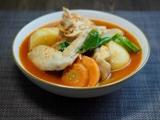 한국음식 매운 닭고기 채소스튜, 닭볶음탕