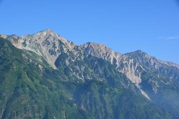 Obraz premium 八方池から望む夏の白馬三山
