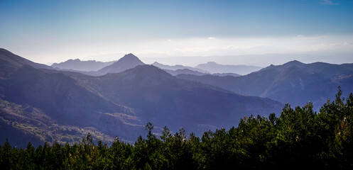 Fototapeta na wymiar Serrano mountainous landscape of the Alpujarra of Granada