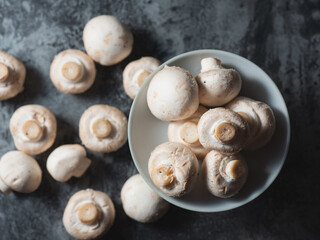 mushrooms on a plate,white button mushroom