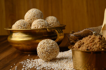 Amaranth ladoo or Rajgira laddu or Cholai ke laddo in brass bowl with jaggery
rajgeera 