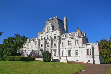 Fototapeta na wymiar Neo-renaissance Palace in Zakrzewo, Greater Poland Voivodeship, Poland.