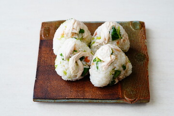 梅ササミおにぎり