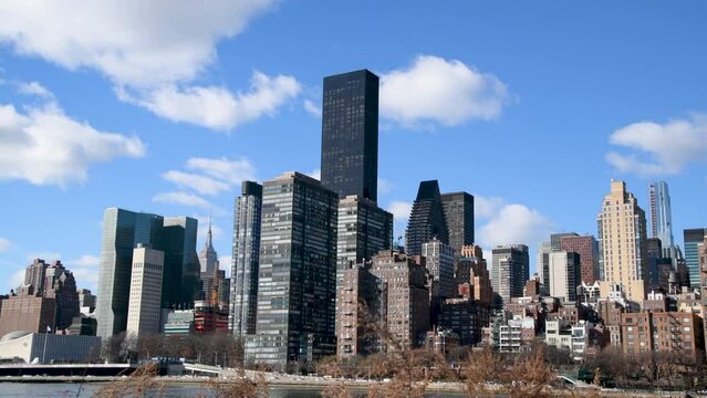 Midtown Manhattan buildings from Roosevelt Island, New York City