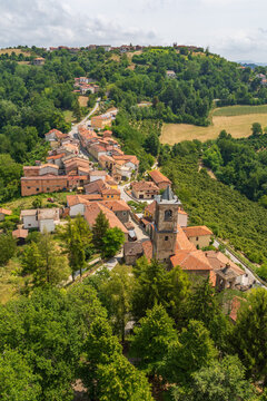 Castellino Tanaro visto dalla sua Torre