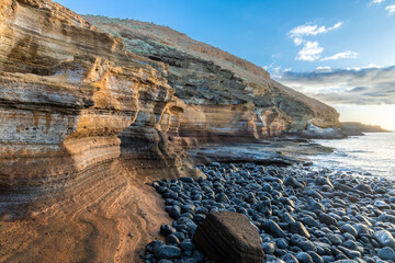 Felsformation im Morgenlicht an der Costa del Silencio, Teneriffa