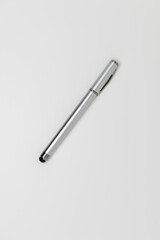 imagen de un boli gris liso con punta táctil para mockups