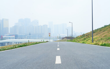 Fototapeta na wymiar Non-motorized road in Jinjiang, Chengdu, Sichuan
