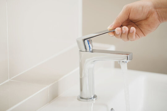 Turn On-off The Faucet To Save On Water Bills