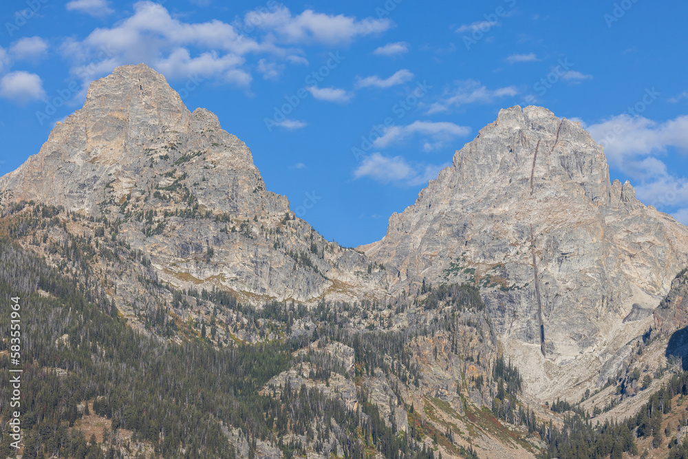 Wall mural Scenic Landscape of the Teton Range in Wyoming in Autumn