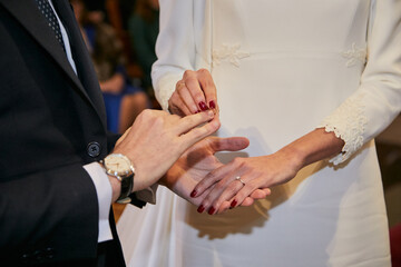 desposar, casamiento, hombre y mujer, pareja, religión, católico, anillos, anillas, unión