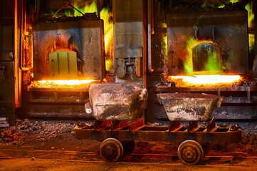 Reverberatory furnaces melt copper with flame in workshop
