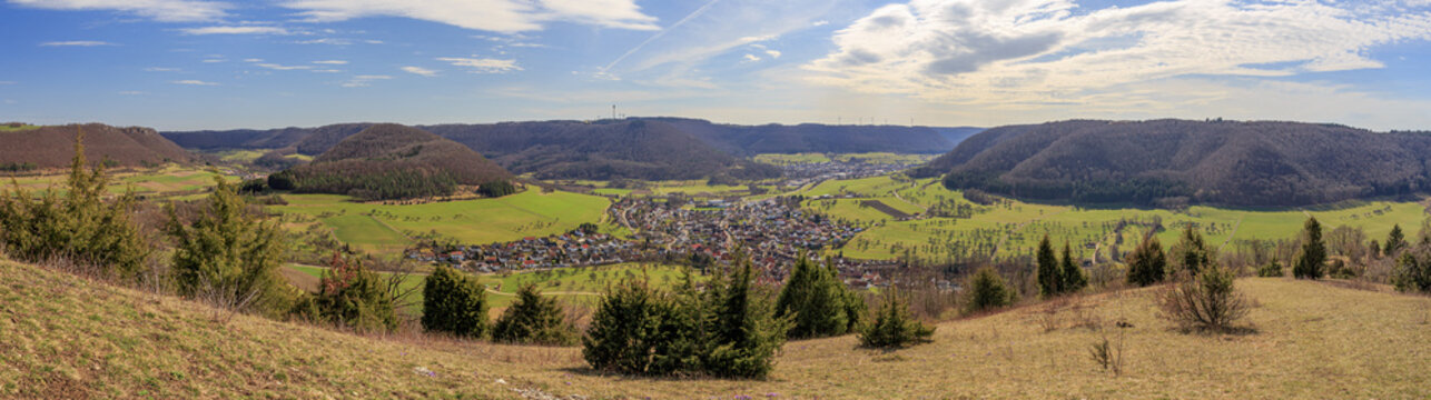 Aussicht vom Haarberg auf Reichenbach im Täle im Filstal