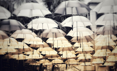 Fototapeta na wymiar umbrellas in the city
