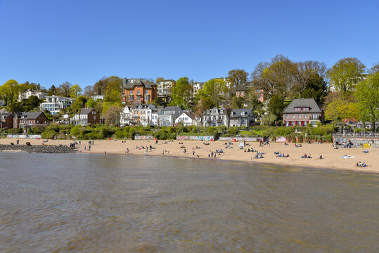 Elbstrand in &Ouml;velg&ouml;nne / Hamburg