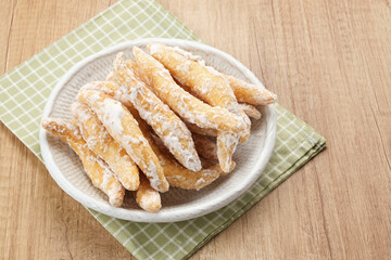 Widaran Manis, Indonesian traditional snack made from flour, egg, and sugar
