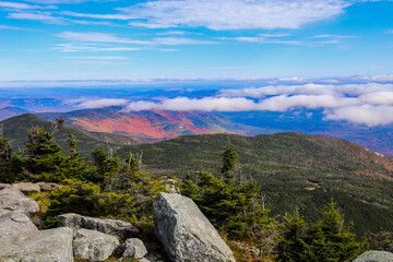 Fototapeta na wymiar Lake Placid New York in Fall