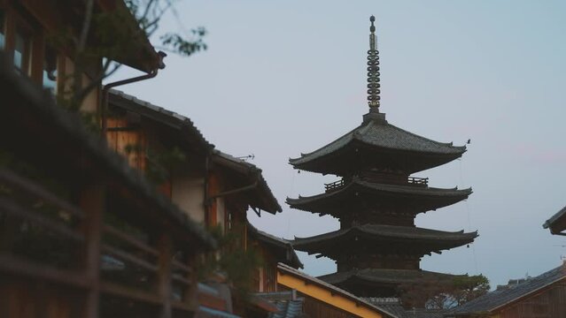 八坂の塔の風景動画