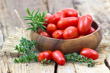 mini roma tomatoes and herbs