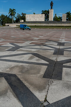 Che Guevara Memorial where he is buried, fault lines of Cuban socialism, Santa Clara