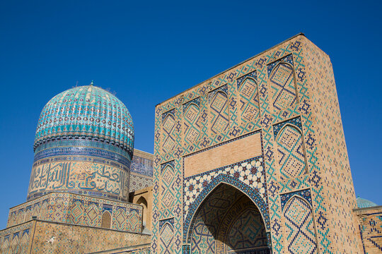 Bibi Khanym Mosque, built 1399-1405, UNESCO World Heritage Site, Samarkand
