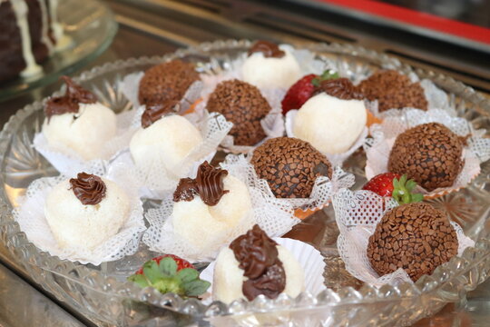 Docinhos Eventos Doce Festa Brigadeiro