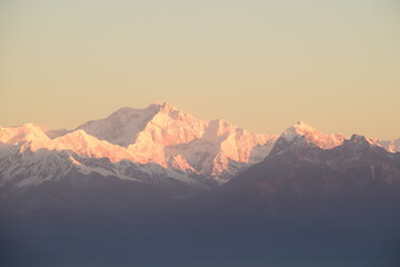Fototapeta na wymiar The mighty kanchenjunga