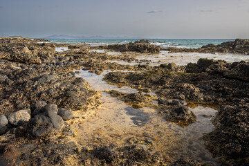 Fototapeta na wymiar Coastline of Atlantic ocean, east of Fuerteventura