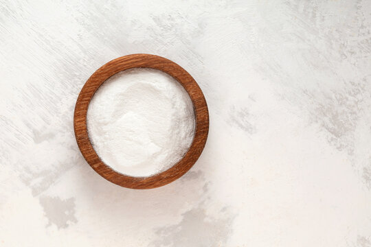 Succinic acid powder. Butanedioic acid or spirit of amber.