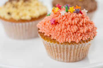 cupcakes with cream