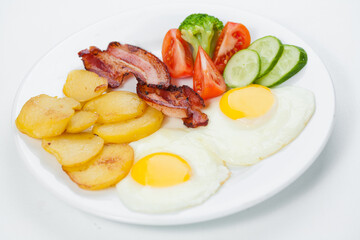 fried eggs with bacon
