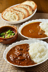 カレーとアヒージョのセット