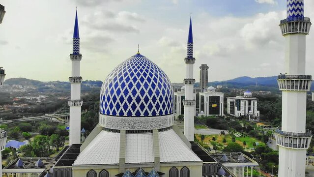 Masjid Sultan Salahuddin Abdul Aziz Shah - The Blue Mosque. Biggest Mosque in Southeast Asia, Shah Alam, Malaysia. (aerial photography)