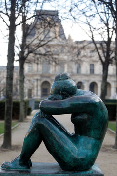 Jardin des tuileries. Aristide Maillol. La Nuit. Paris, France.