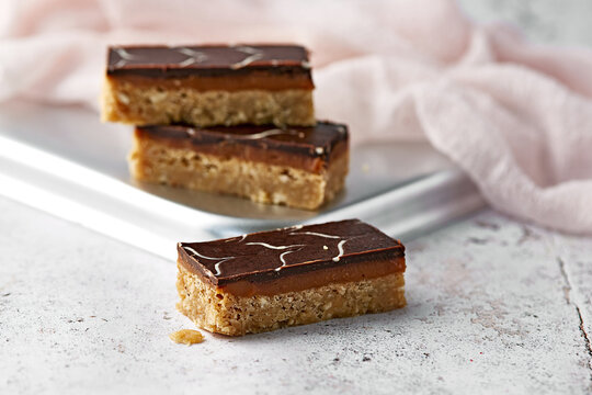 Chocolate caramel crispy slices 