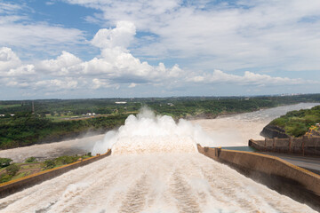dam in the mountains / Foz do Iguaçu/PR - Brazil