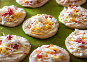 Diet mini pizza made from eggs and cheese