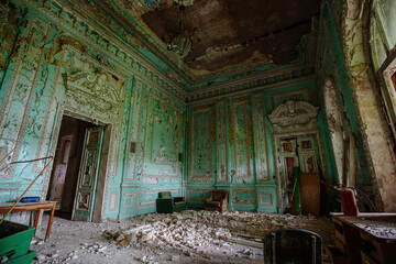 Fototapeta na wymiar Old abandoned forgotten historical mansion. Former Philipov manor, Moscow region