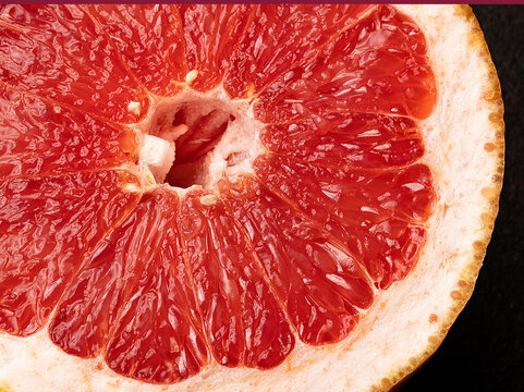 Half of  grapefruit - Macro 