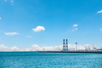 灘浜緑地から見える海