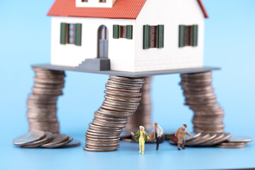 Miniature creativity flees the real estate industry