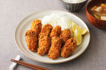 カキフライ Japanese deep fried breaded oysters