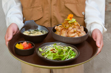 Grilled Pork Belly Sliced ​​Rice with Fragrant Sauce Topped with Stir Fried Onions.