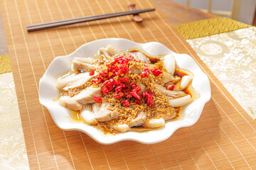 Classic Sichuan Cuisine White Pork with Garlic